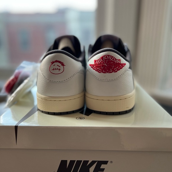 *NEW* Travis Scott Air Jordan Low OG SP Men’s Shoe - Picture 2 of 6